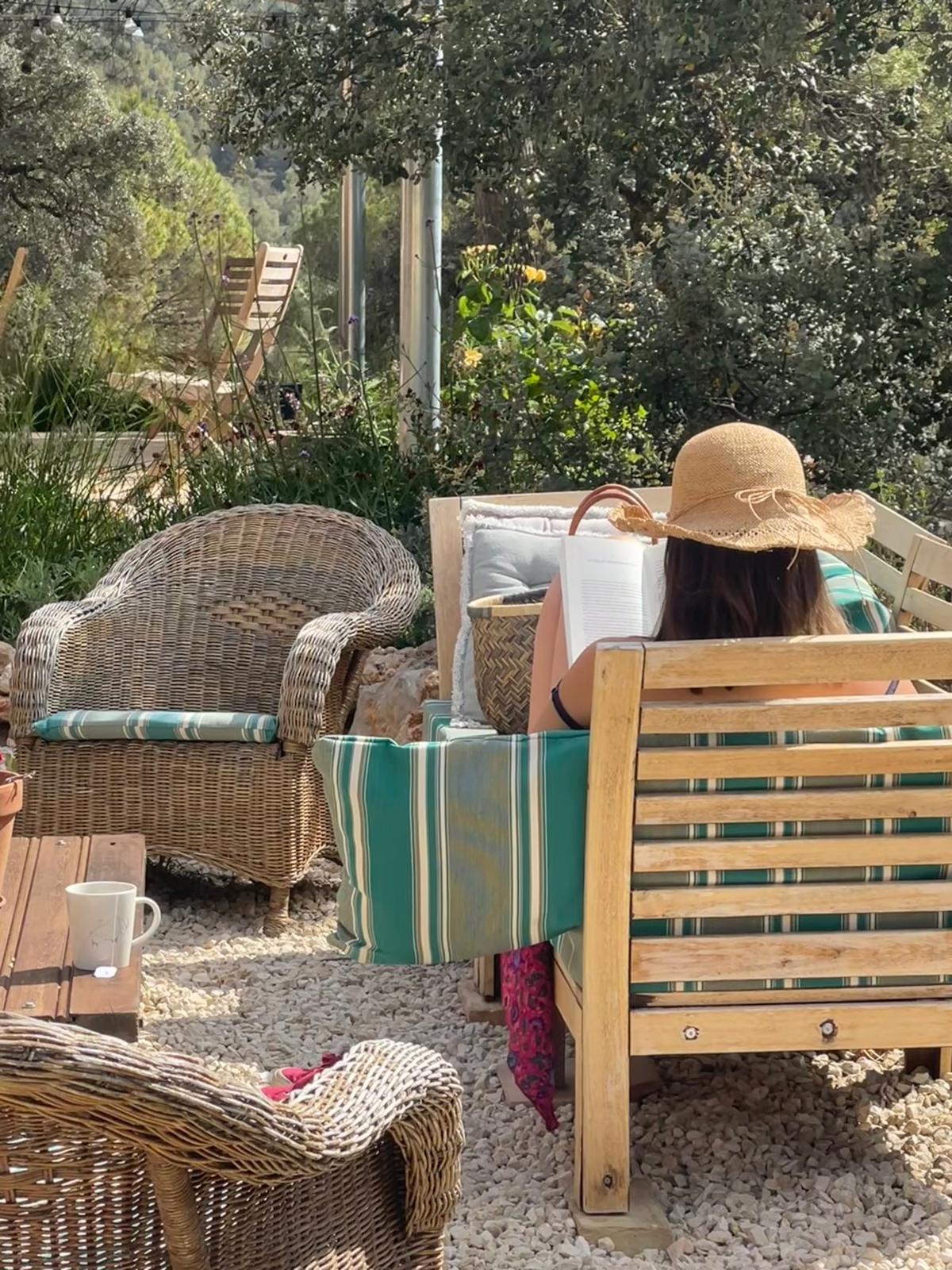 CREATE, PLAY, AND RECHARGE IN THE SPANISH MOUNTAINS